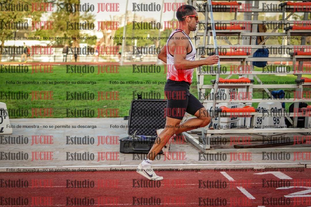 Fotos de los 3000 m llanos de varones