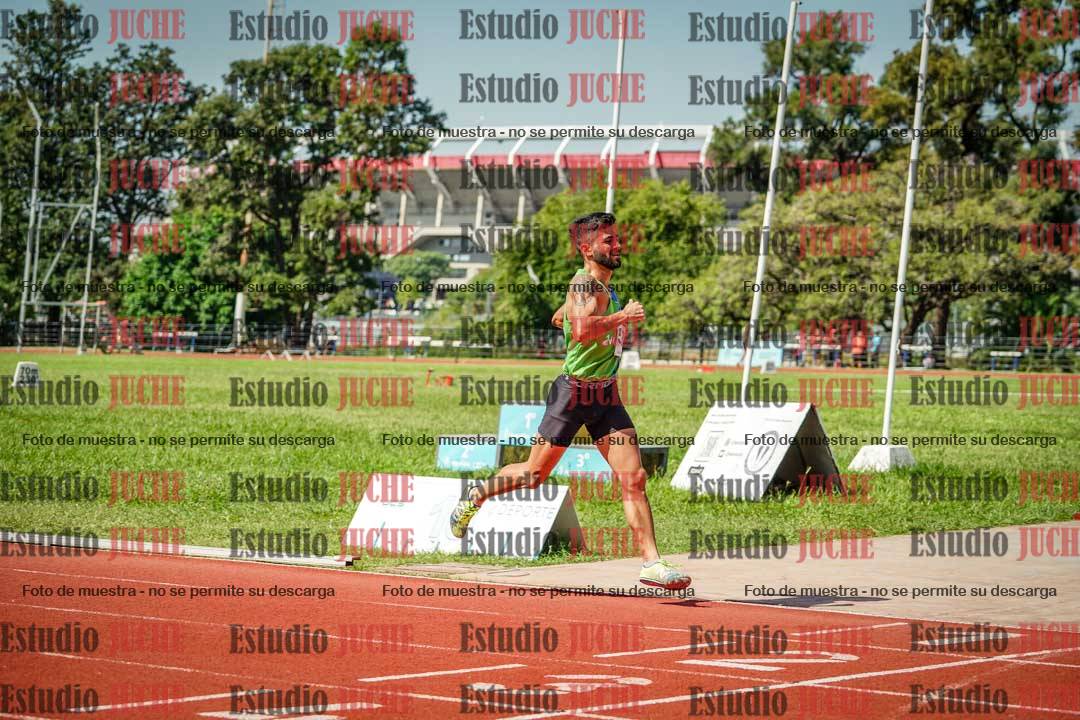 Fotos de los 800 m llanos de varones
