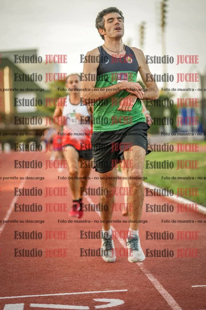Fotos de los 3000 m llanos de varones