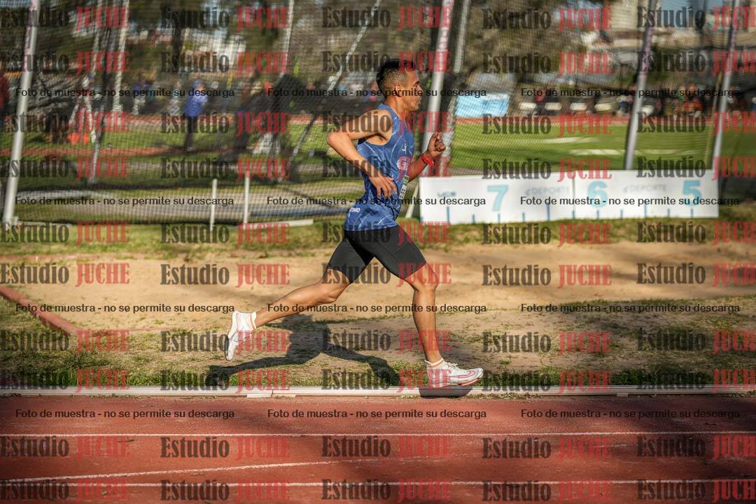 Fotos de los 3000 m llanos de varones