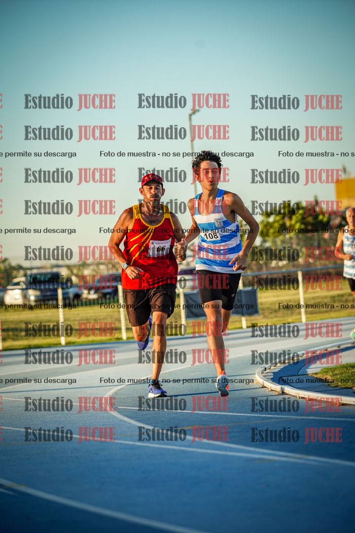 Fotos de los 1500 m llanos de varones