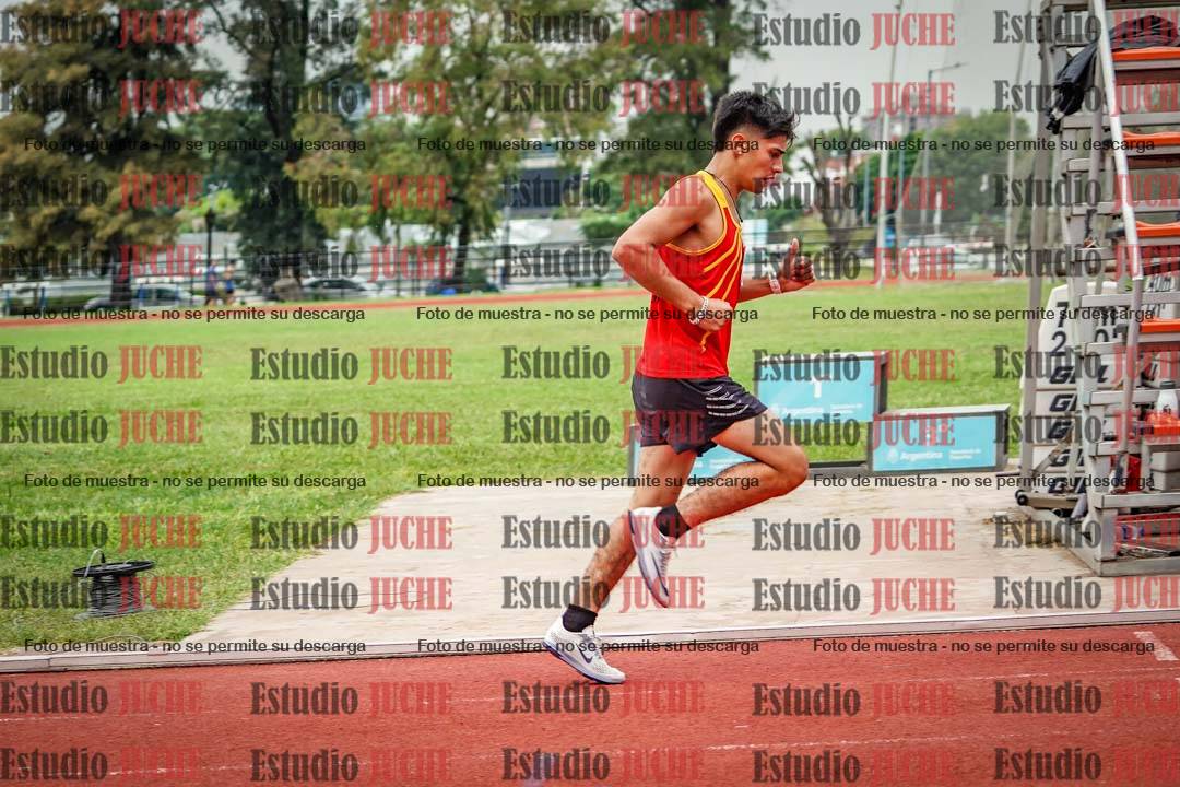 Fotos de los 800 m de varones
