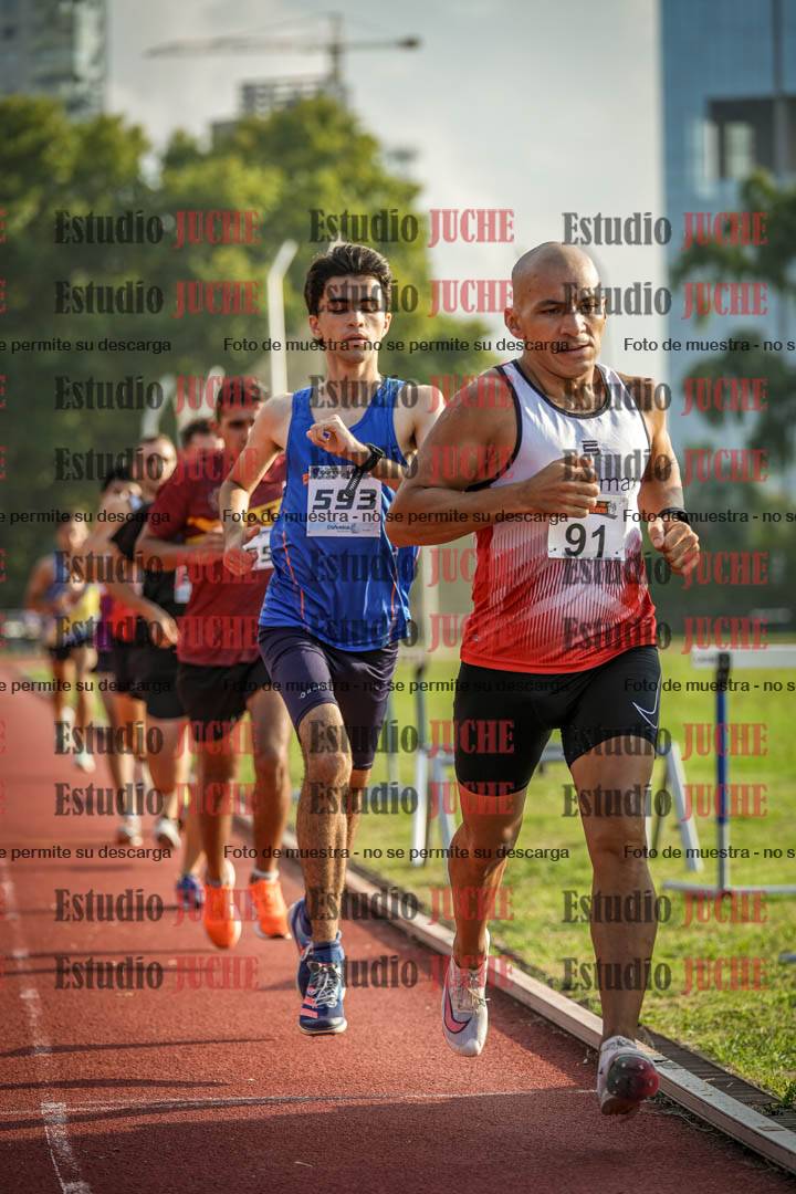Fotos de los 3000 m llanos de varones