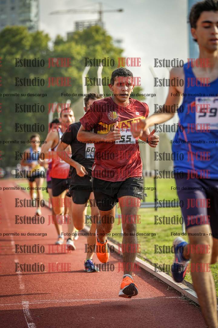 Fotos de los 3000 m llanos de varones