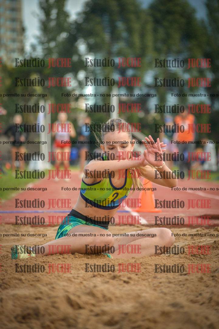 Fotos del salto en largo - mujeres U16