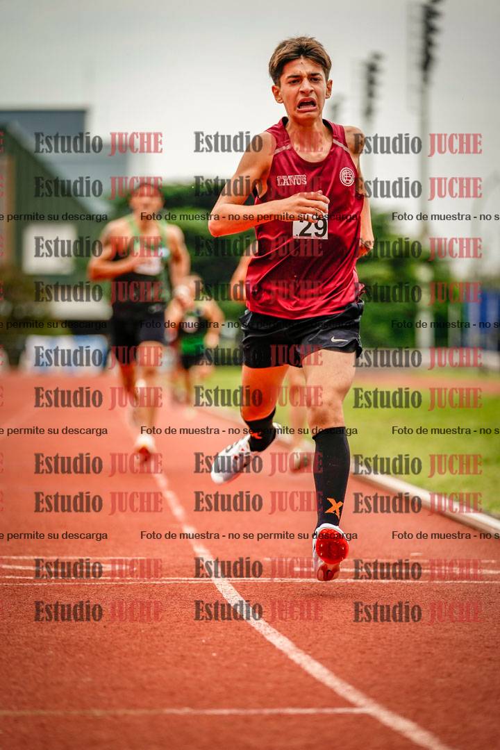 Fotos de los 800 m de varones