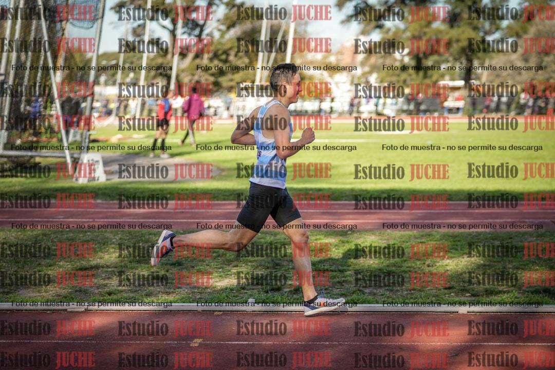 Fotos de los 3000 m llanos de varones