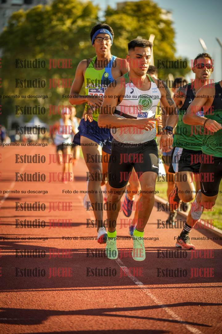 Fotos de los 3000 m llanos de varones
