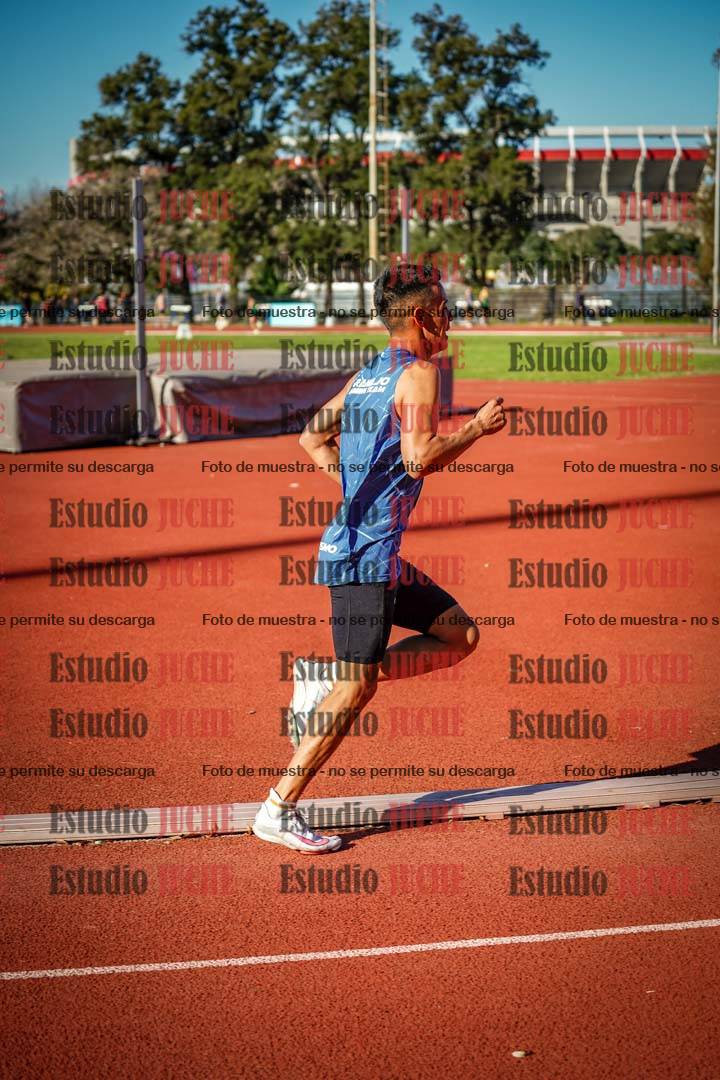 Fotos de los 3000 m llanos de varones