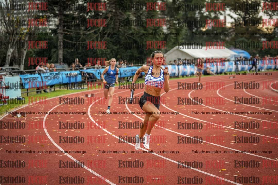 Fotos de las postas 4x400 m llanos de mujeres