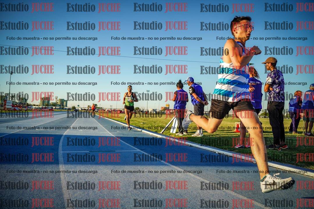 Fotos de los 1500 m llanos de varones
