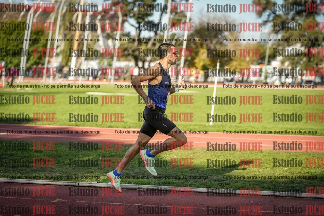 Fotos de los 3000 m llanos de varones