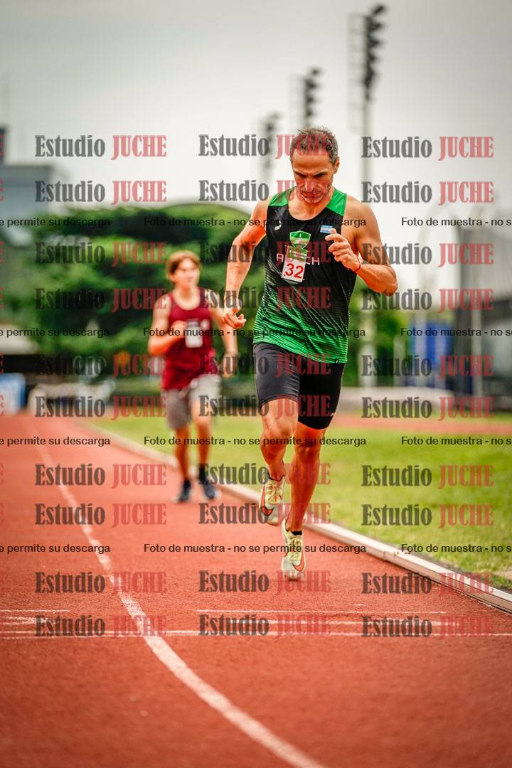 Fotos de los 800 m de varones