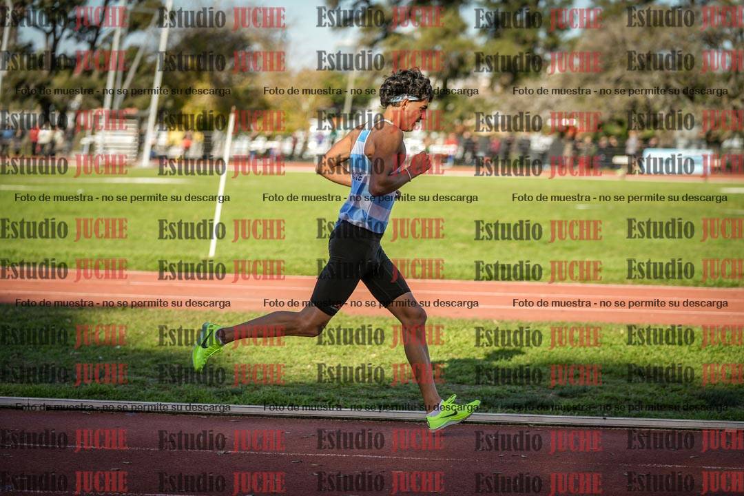 Fotos de los 3000 m llanos de varones