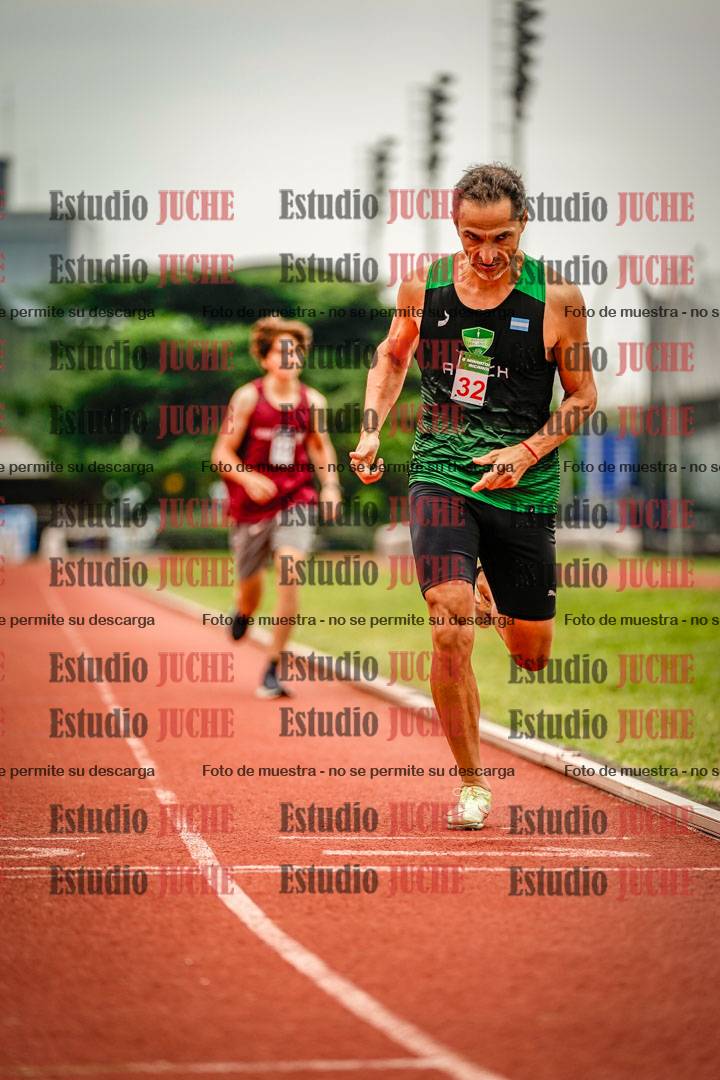 Fotos de los 800 m de varones