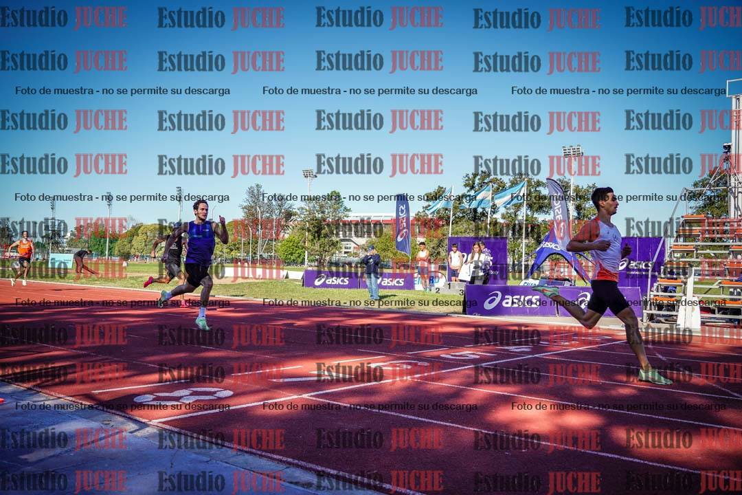 Fotos de los 400 m llanos de varones