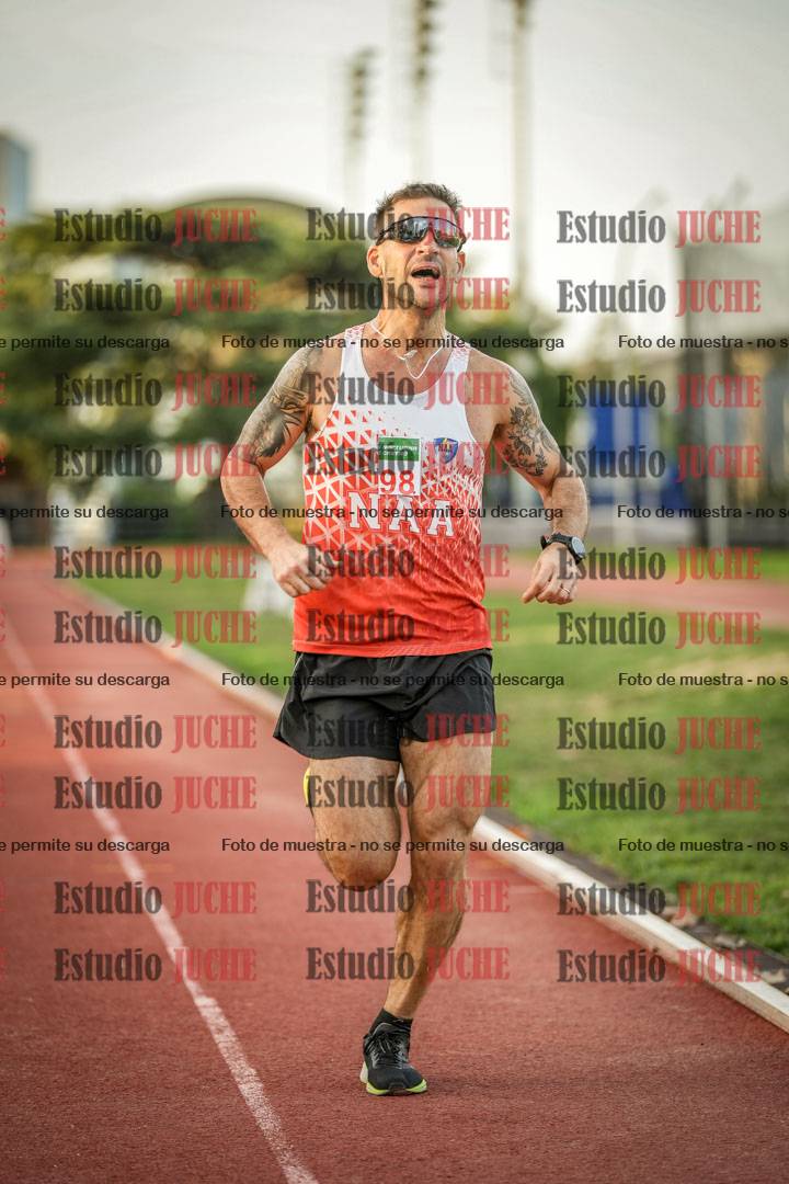 Fotos de los 3000 m llanos de varones