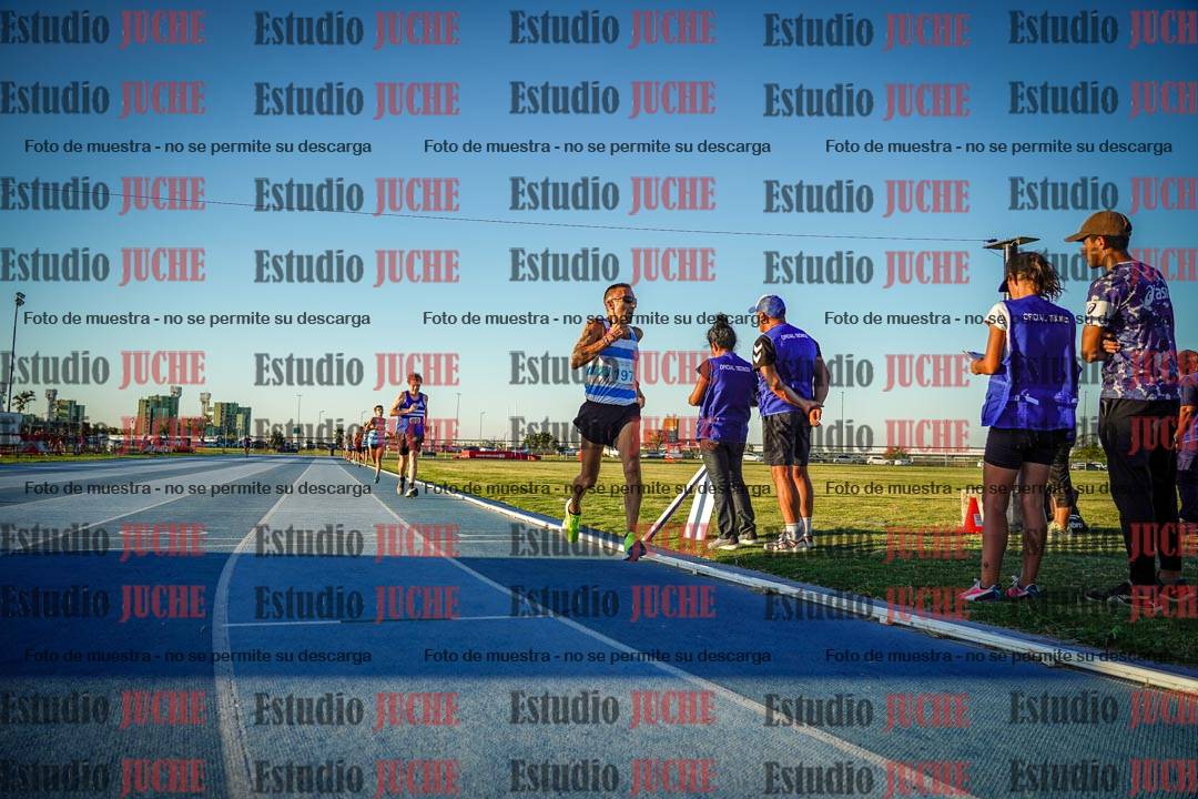 Fotos de los 1500 m llanos de varones