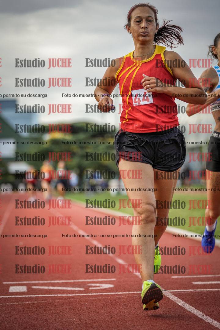Fotos de los 1500 m llanos de mujeres