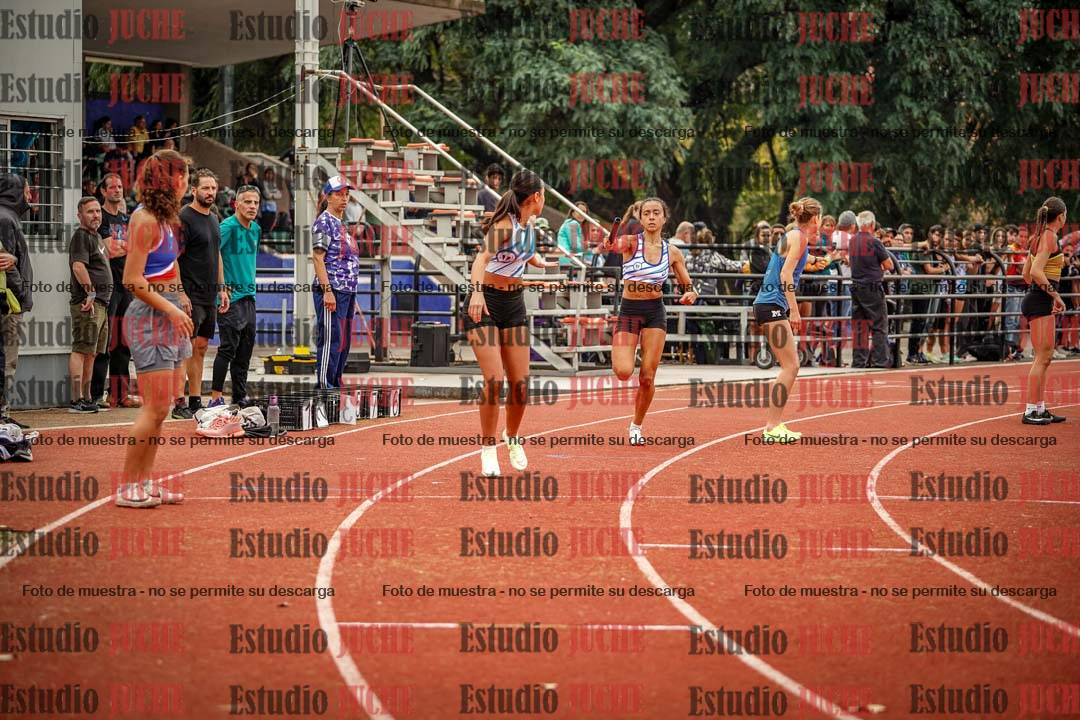 Fotos de las postas 4x400 m llanos de mujeres