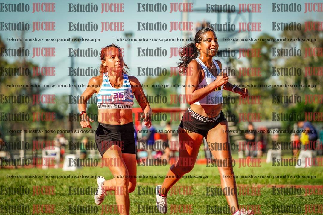 Fotos de los 1500 m llanos de mujeres