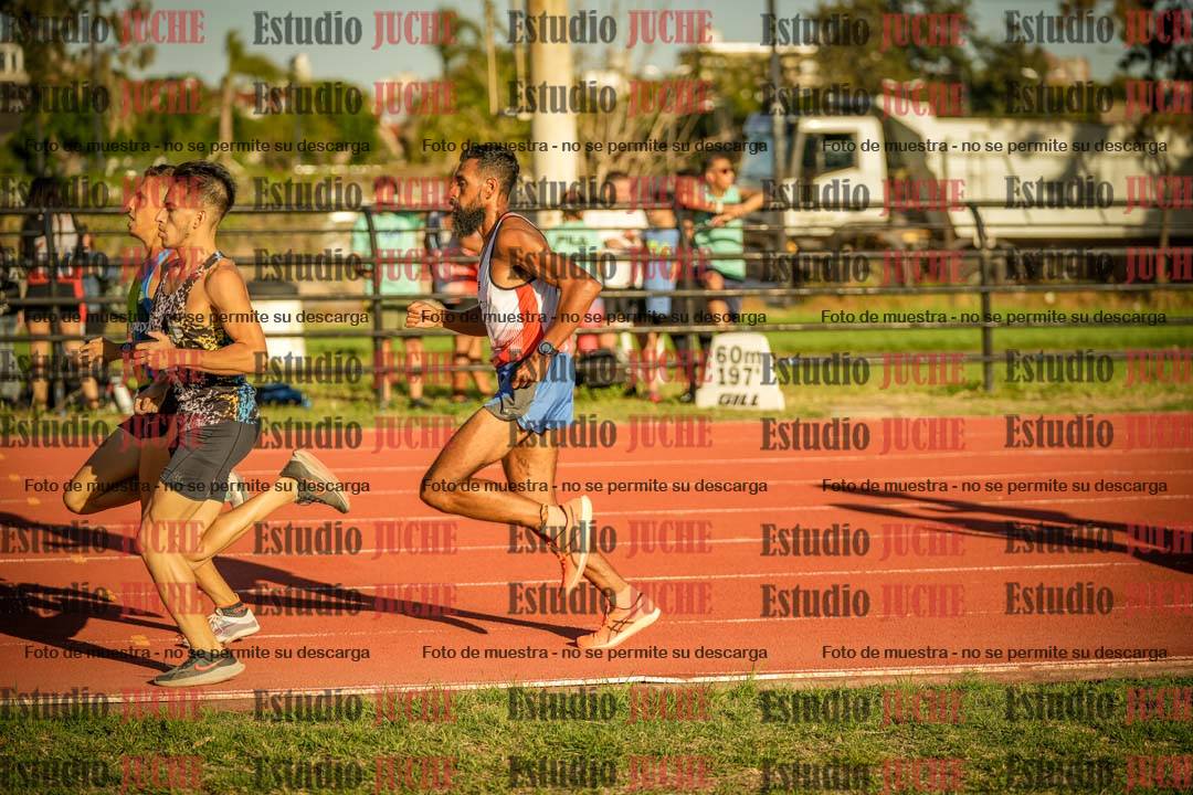 Fotos de los 3000 m llanos de varones