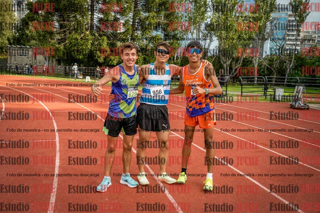 Fotos de algunos podios y extras