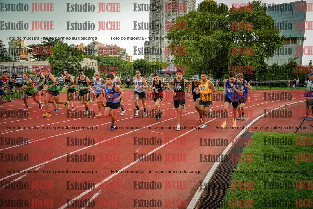 Fotos de los 1500 m llanos de varones