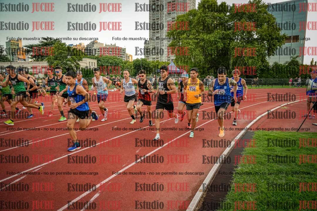 Fotos de los 1500 m llanos de varones