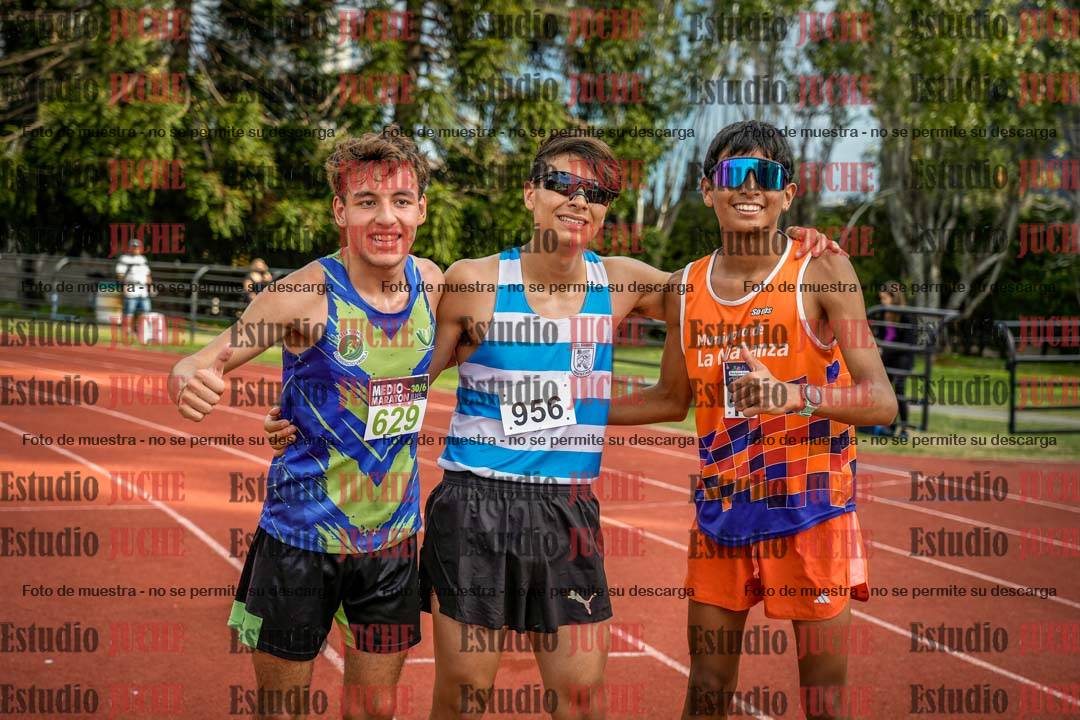 Fotos de algunos podios y extras