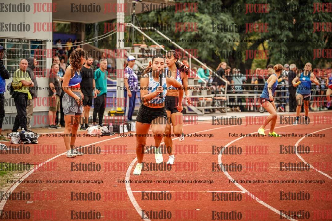Fotos de las postas 4x400 m llanos de mujeres