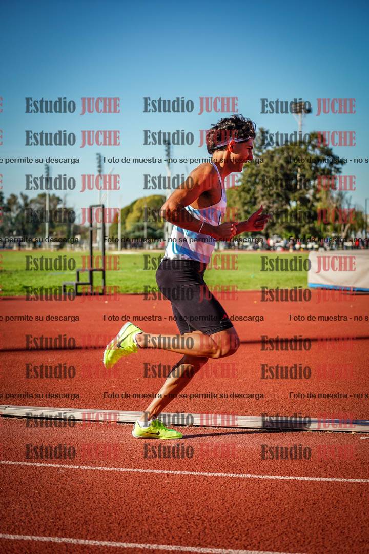 Fotos de los 3000 m llanos de varones