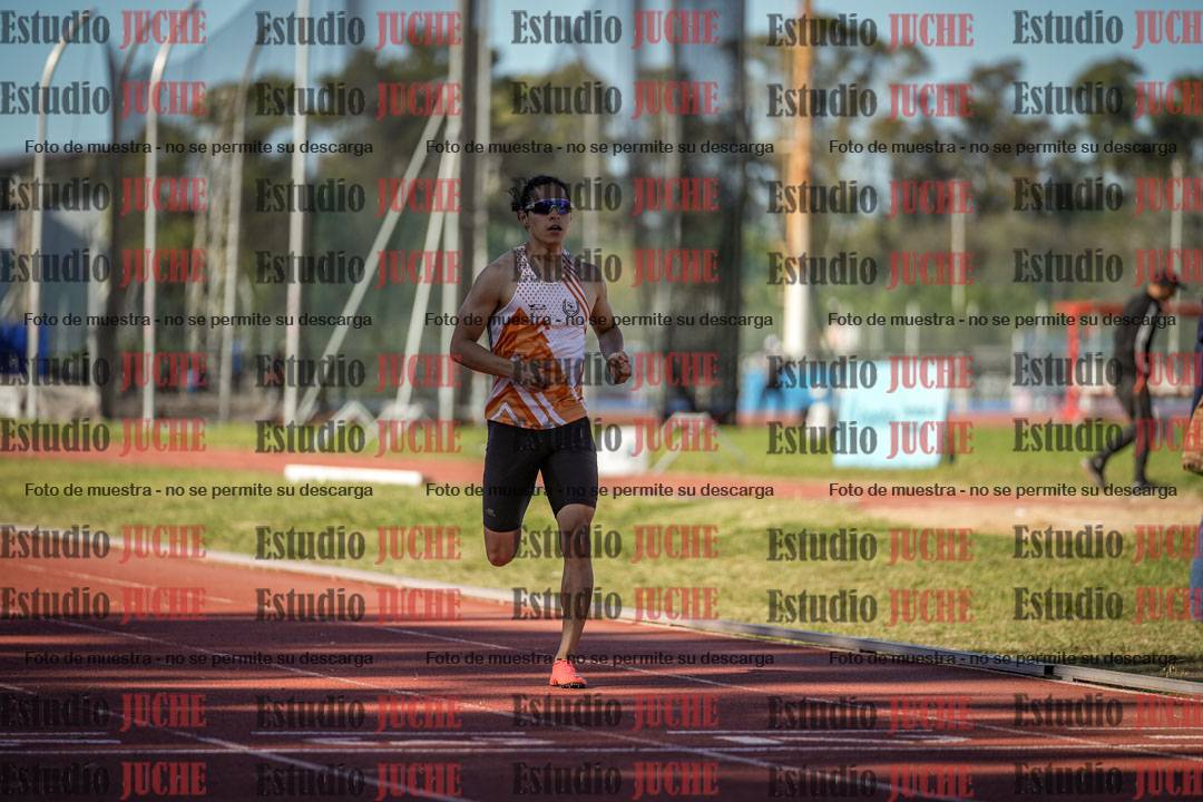 Fotos de los 400 m llanos de varones