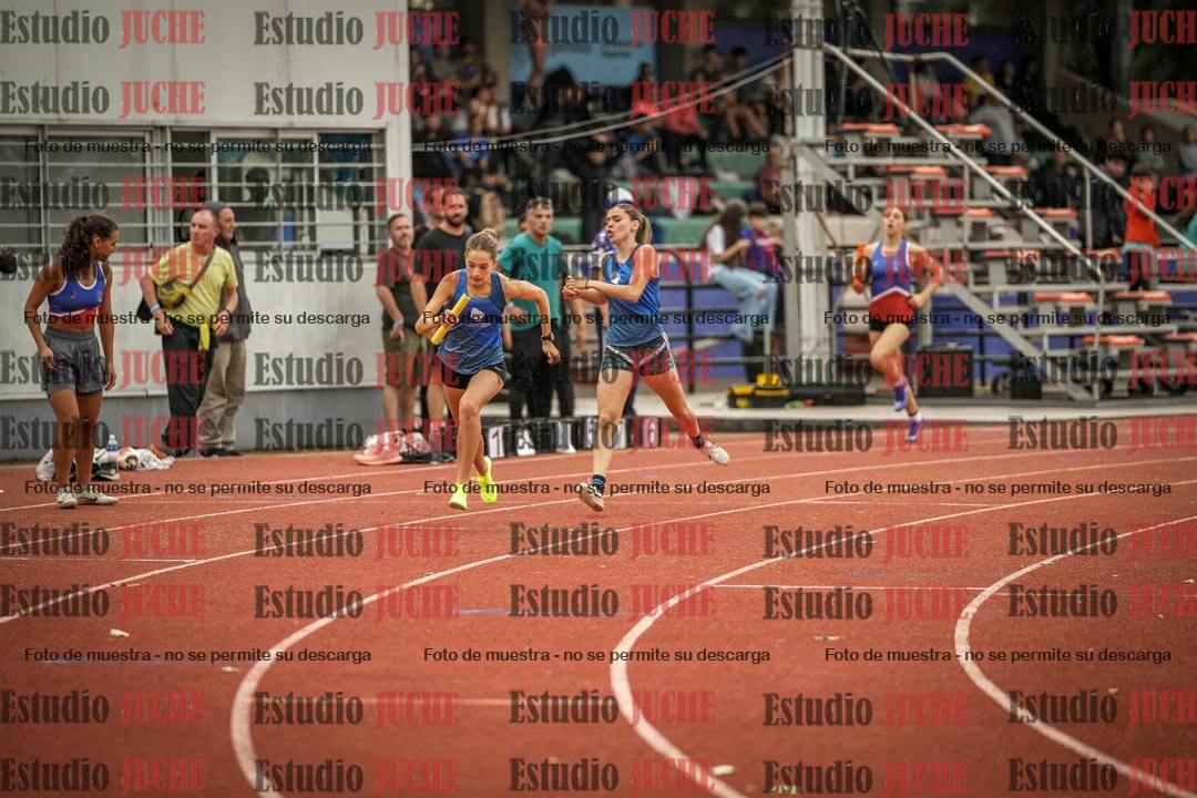 Fotos de las postas 4x400 m llanos de mujeres