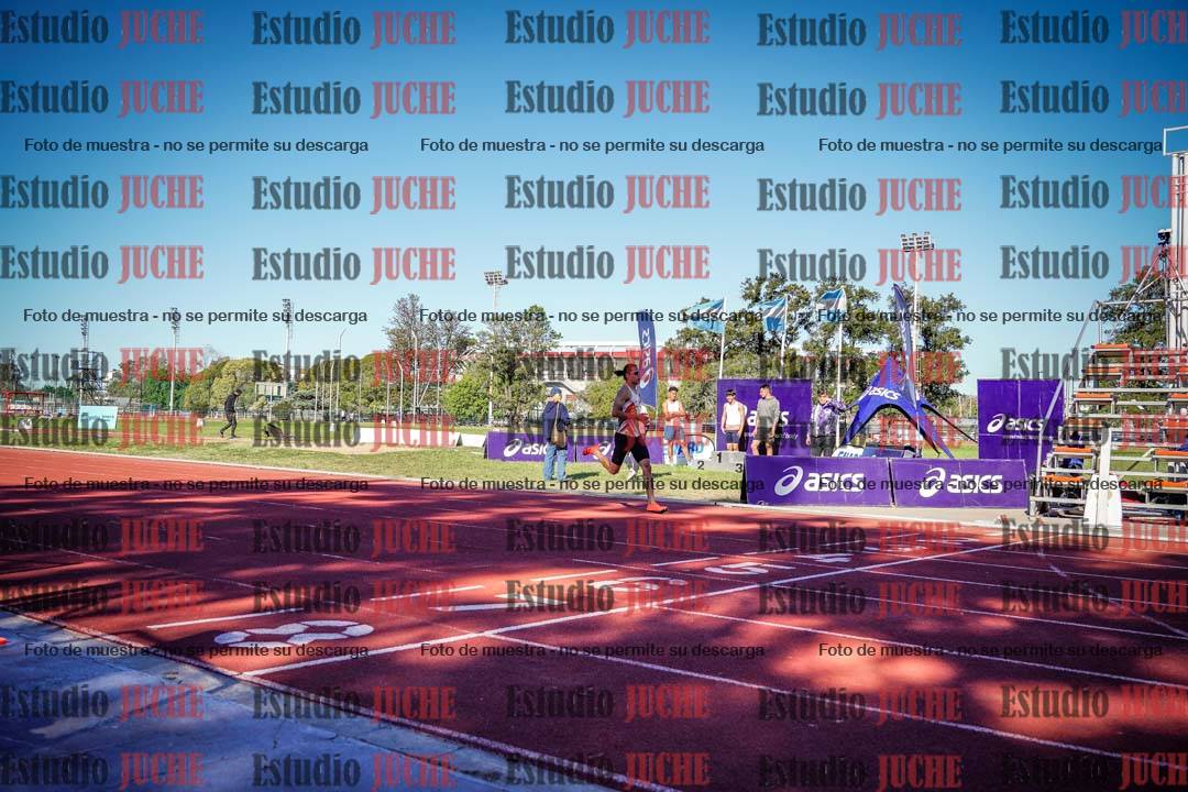 Fotos de los 400 m llanos de varones