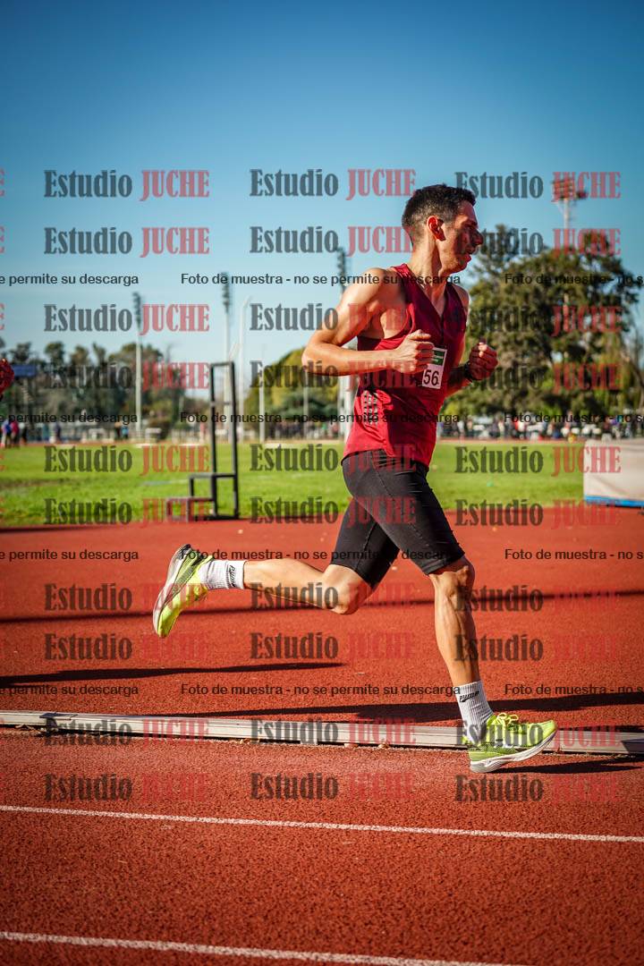 Fotos de los 3000 m llanos de varones
