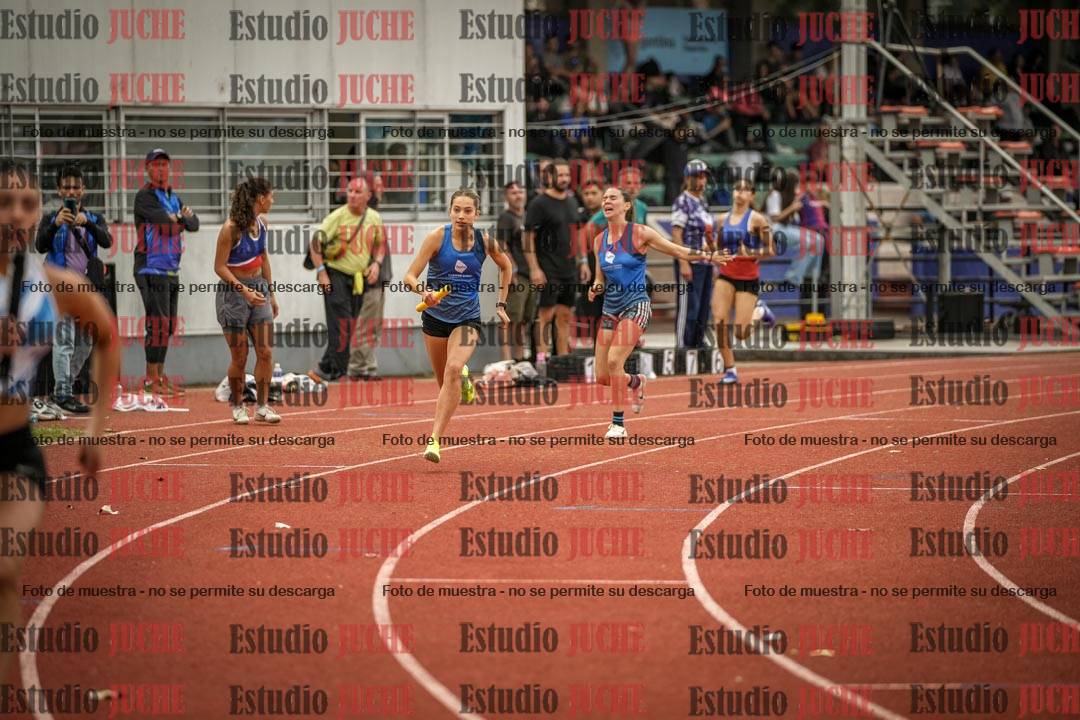 Fotos de las postas 4x400 m llanos de mujeres