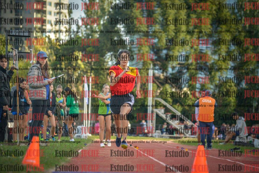 Fotos del salto en largo - mujeres U16