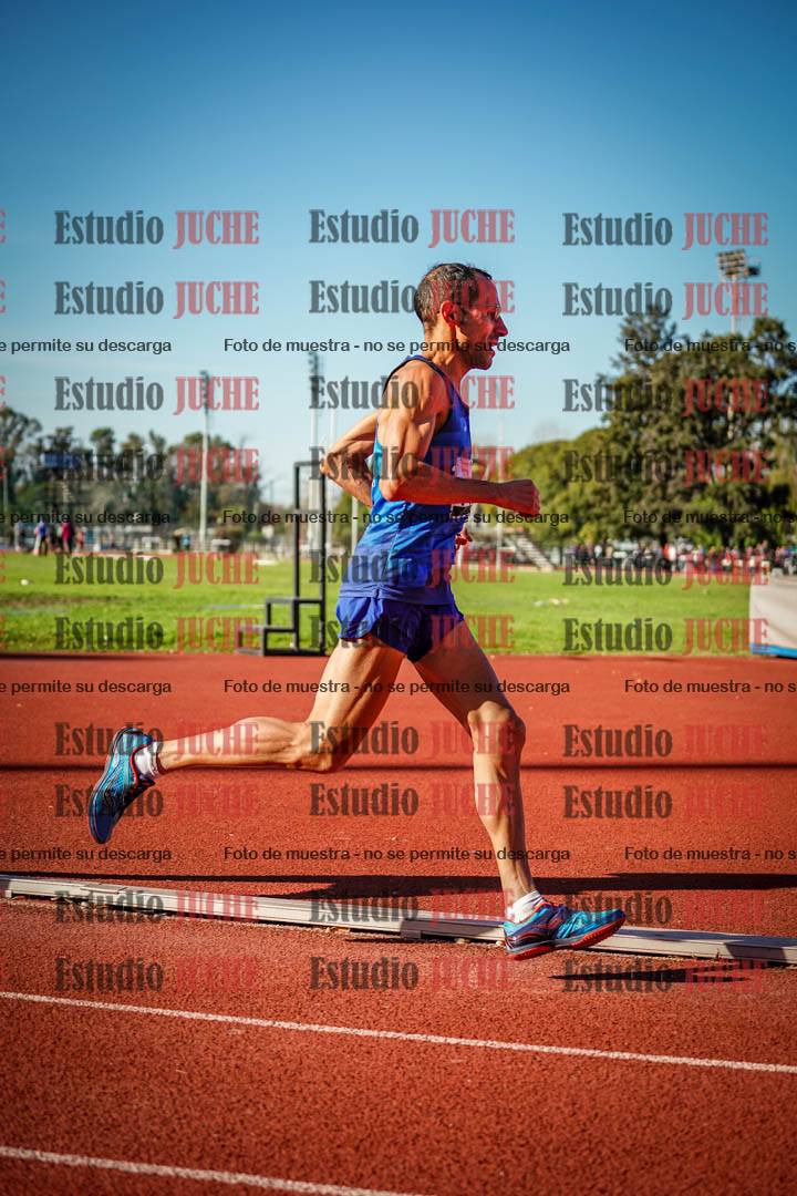 Fotos de los 3000 m llanos de varones