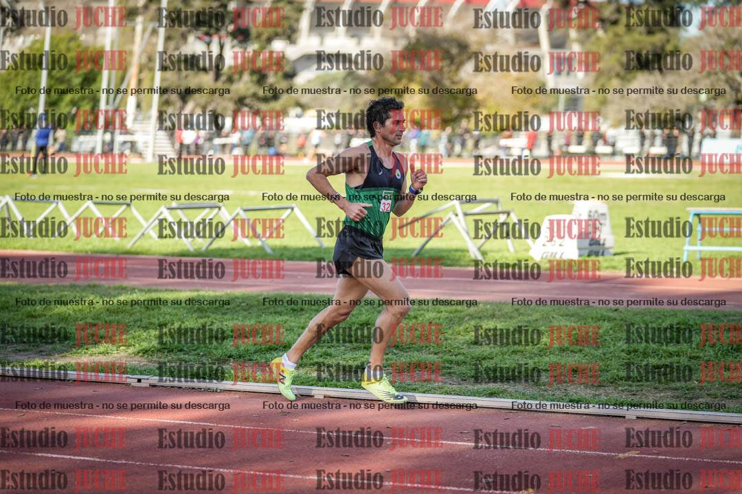 Fotos de los 3000 m llanos de varones