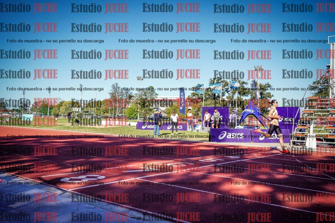 Fotos de los 400 m llanos de varones