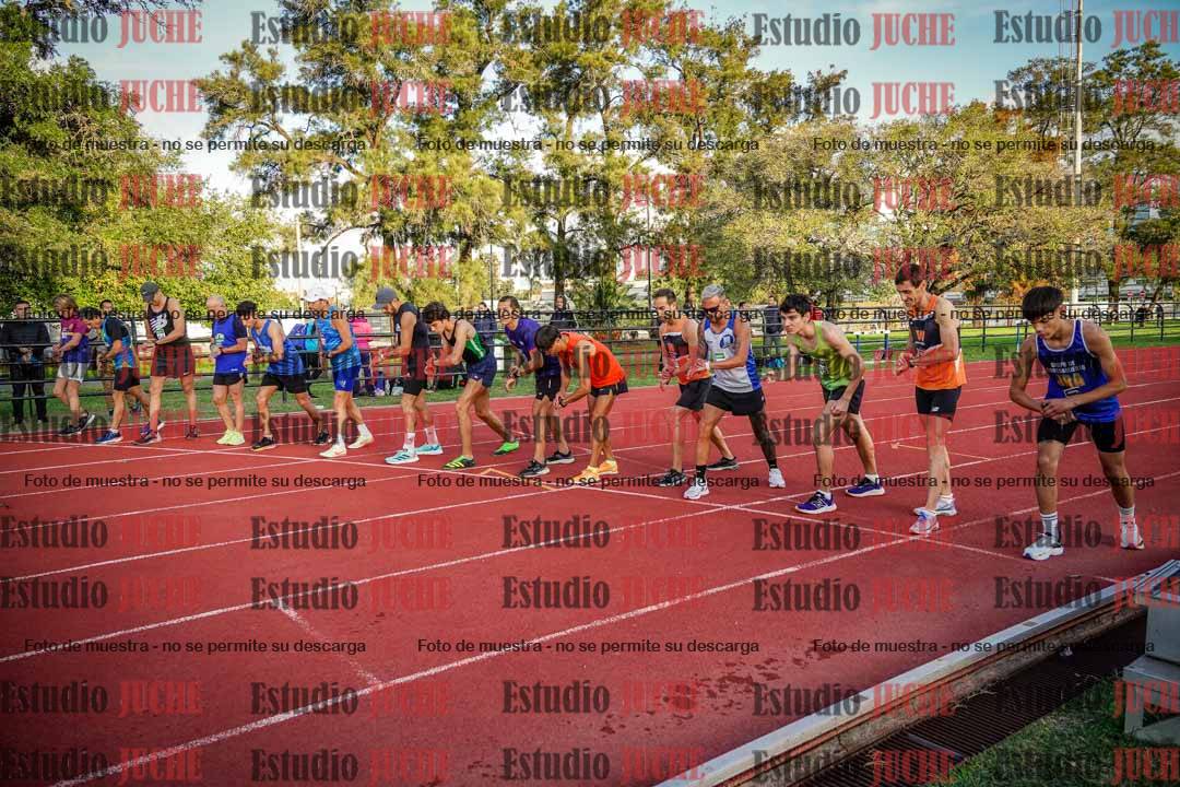 Fotos de los 3000 m llanos de varones