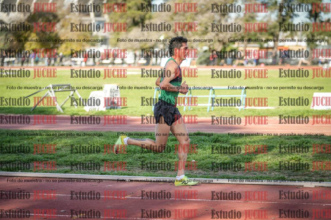 Fotos de los 3000 m llanos de varones