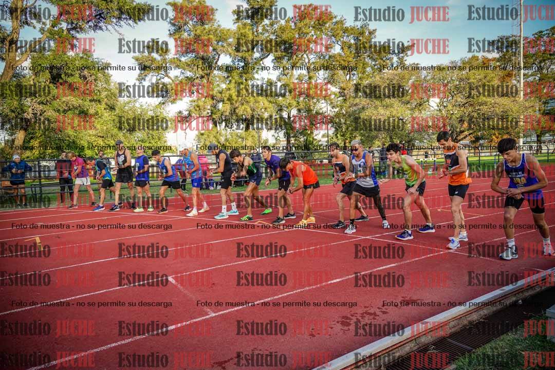 Fotos de los 3000 m llanos de varones