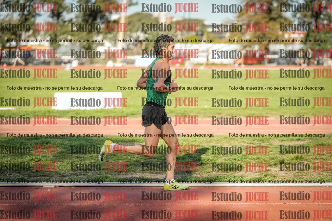 Fotos de los 3000 m llanos de varones