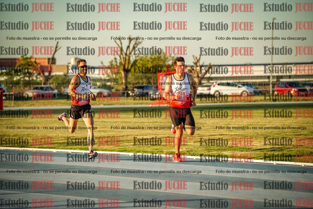 Fotos de los 1500 m llanos de varones