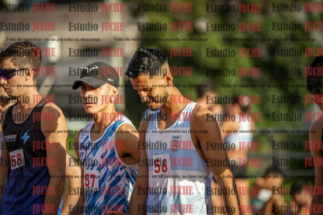 Fotos de los 1500 m llanos de varones