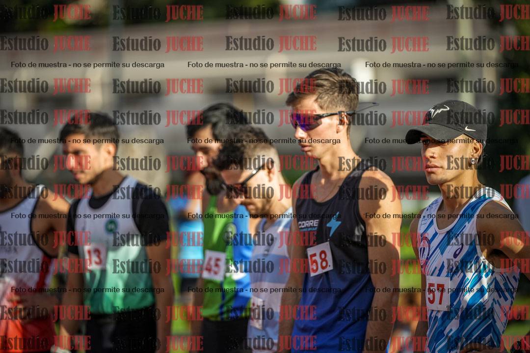 Fotos de los 1500 m llanos de varones