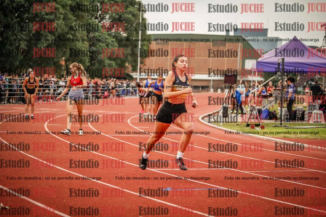 Fotos de las postas 4x400 m llanos de mujeres