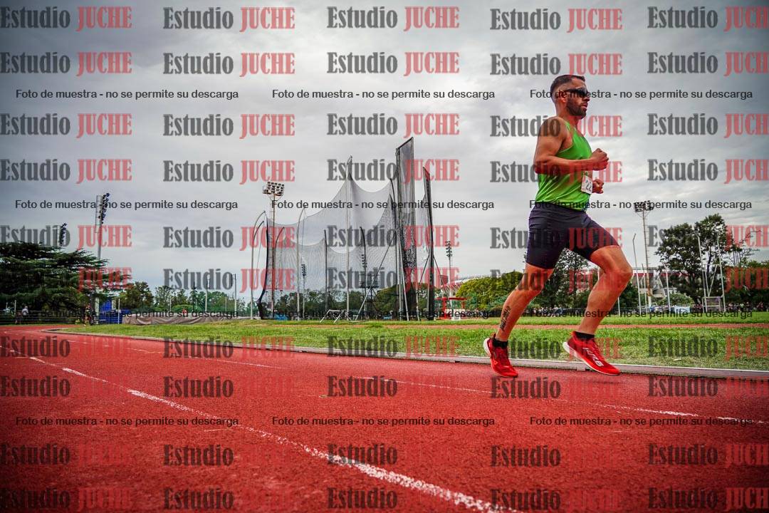 Fotos de los 3000 m llanos de varones